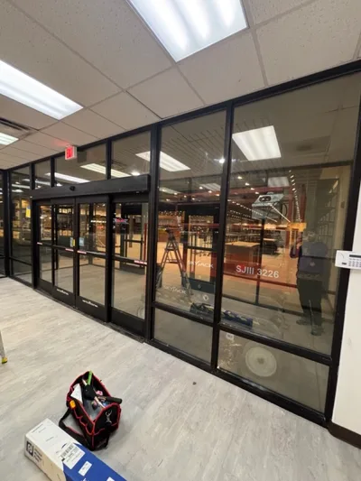 Security & Safety: Glass that stays in the frame